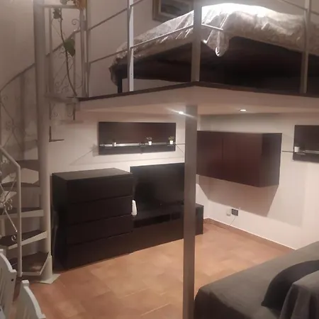 Casa Lola * Milan